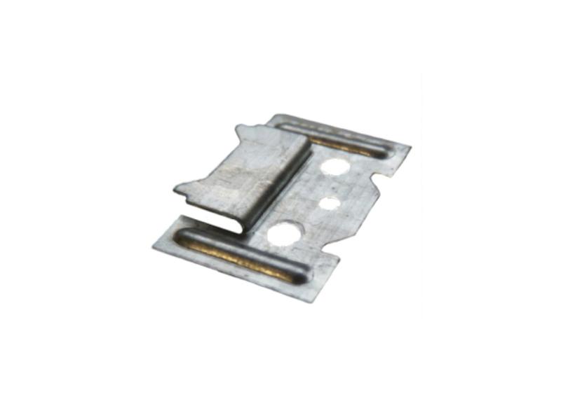 kovový úchyt k obkladům