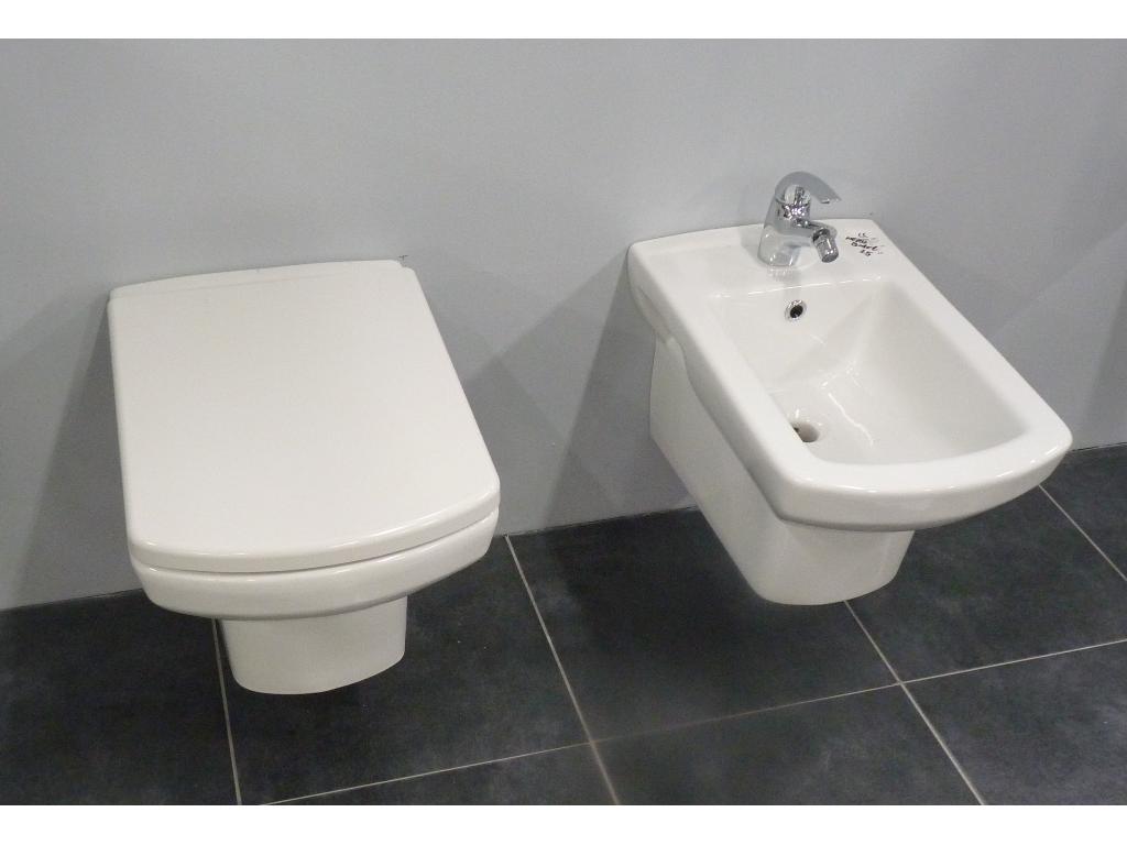 5042-zavesne-wc-nero