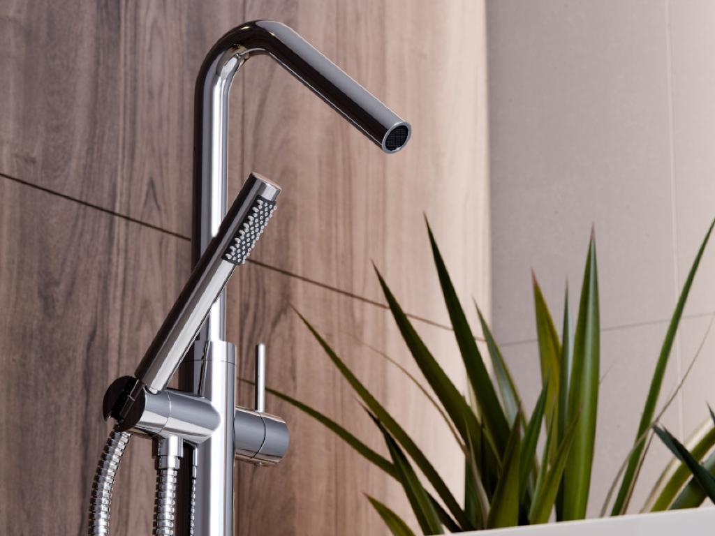 32347-stojankova-vanova-baterie-veo-iii-chrom-s-easy-boxem