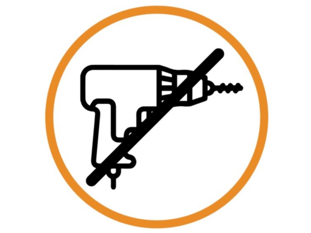 21637-drateny-vesak-na-stenu-na-nalepeni-3m-cerna-barva