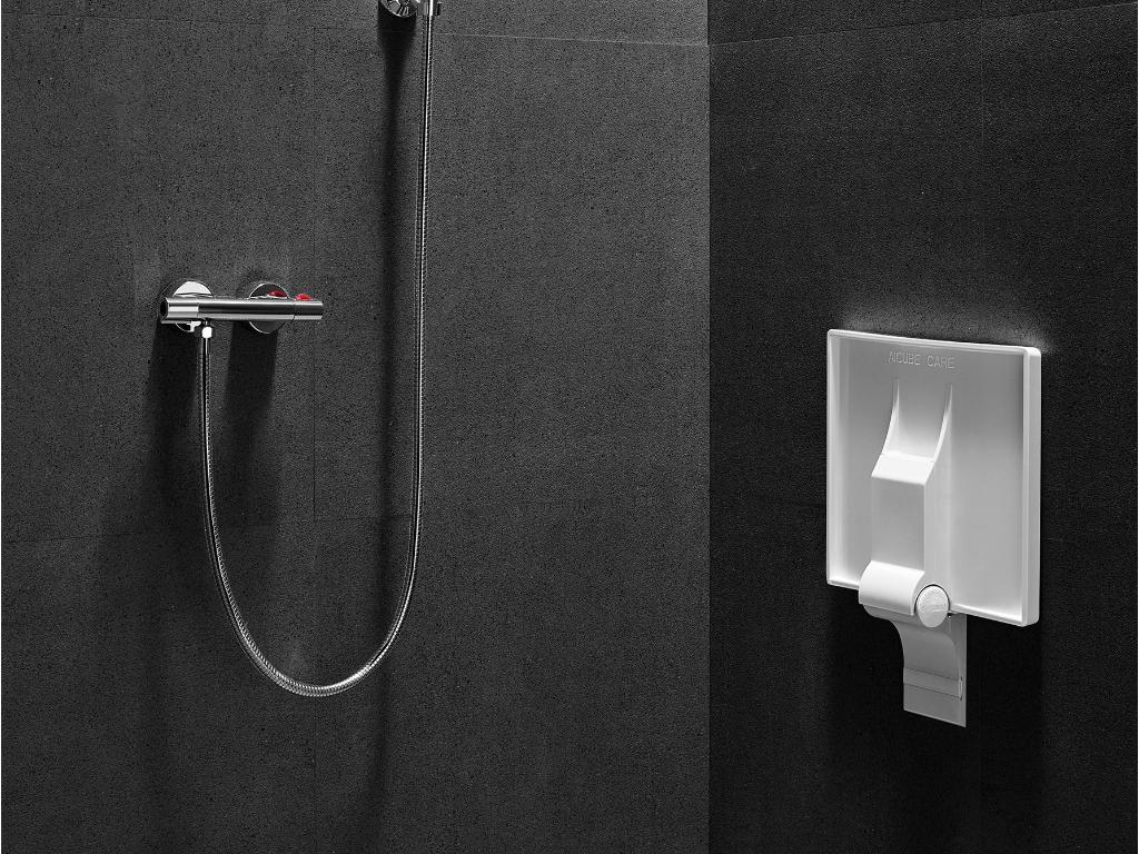 13109-sedatko-do-sprchy-active