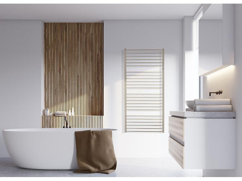 radiátor PIKO 430 x 1329 mm, C35 white silk, středové připojení 50 mm