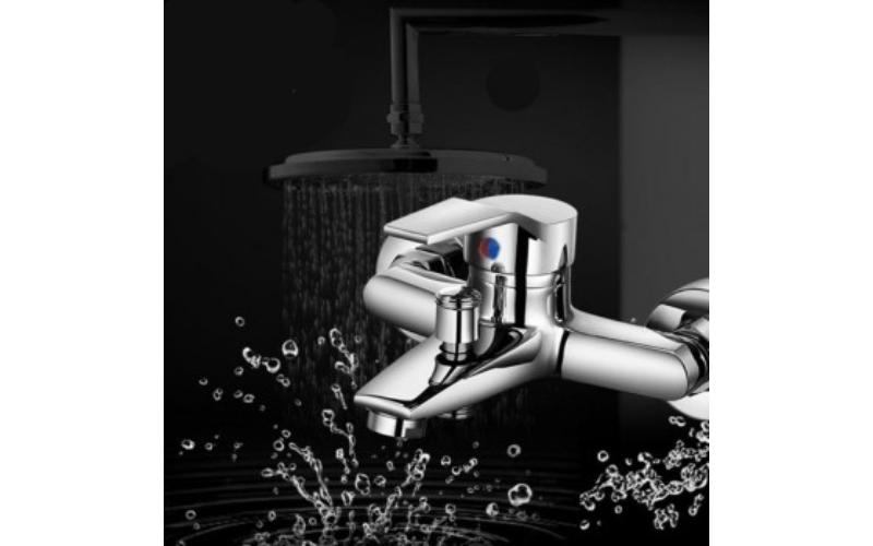 Nástěnné vanové baterie