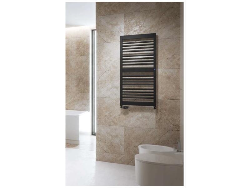 radiátor FRAME 500 x 1580 mm, barva C. dle vzorníku, přípl.+15%